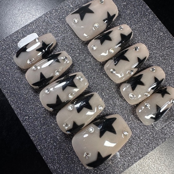 Medium coffin with black stars and gems handmade press on nails - Picture 4 of 7